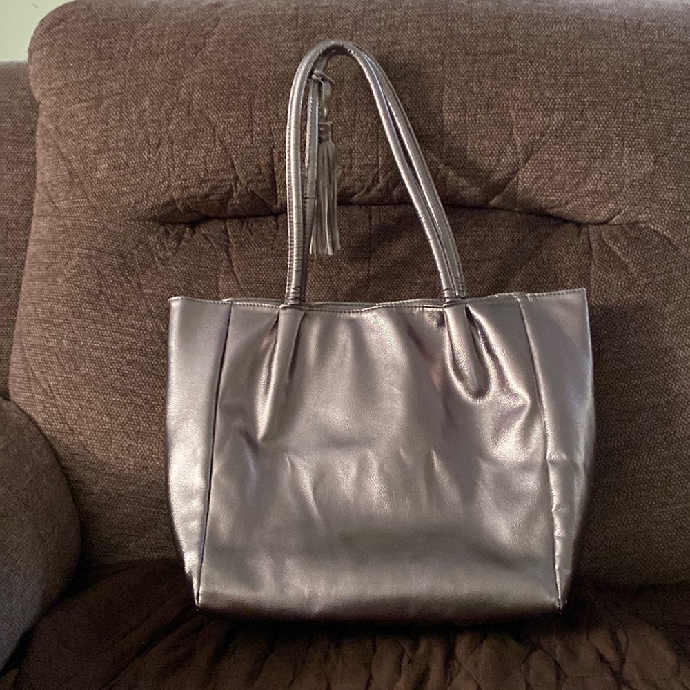 Metallic look tote